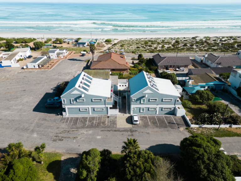 Special Feature Walking Distance From the Beach 768x576
